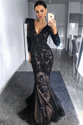Gorgeous Black Long Sleeve V-Neck Appliques Prom Dress with Beadings